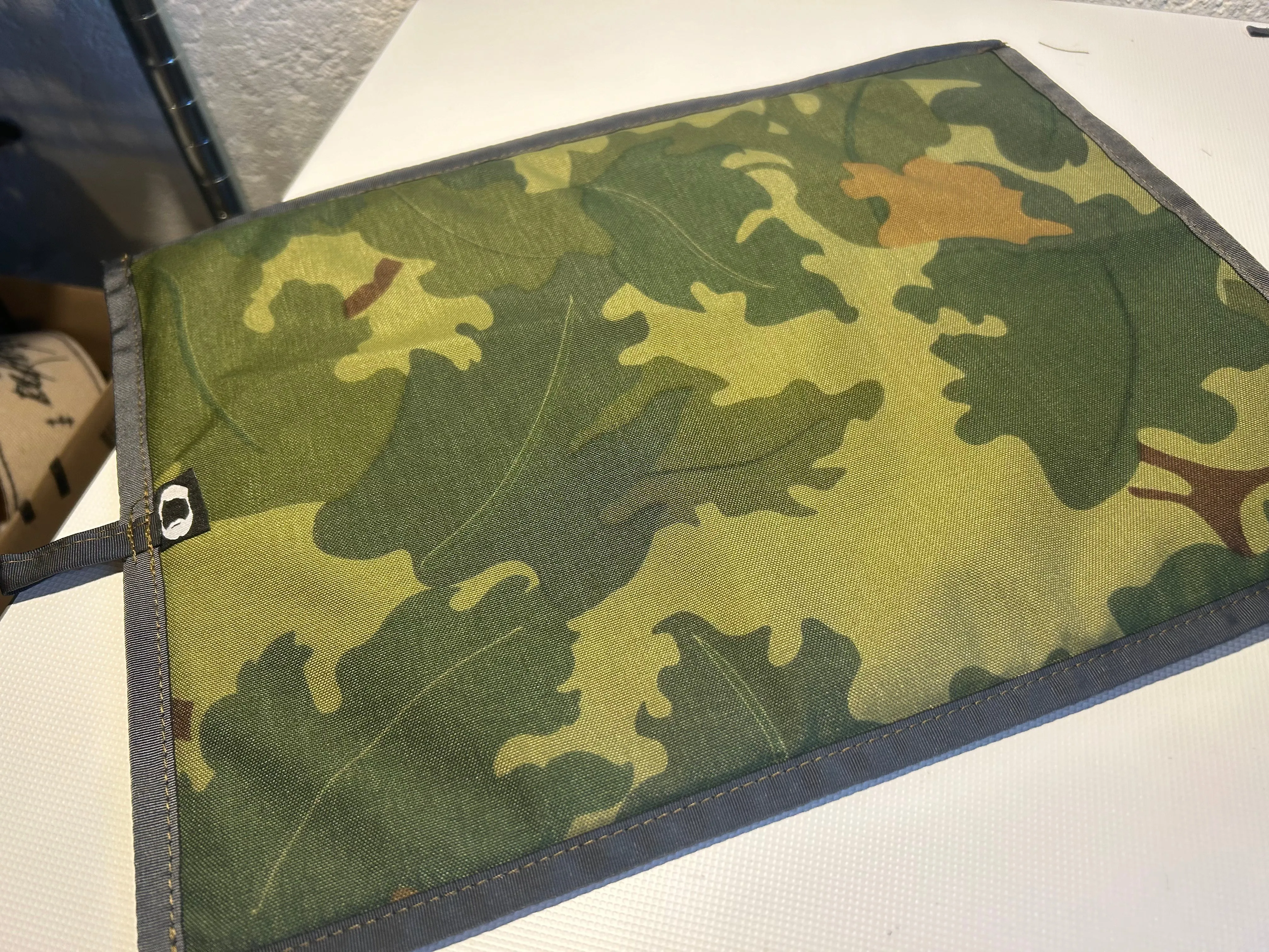 Accessories, Seat / Signal/ Work Pad 380x280mm 500d Cordora Mitchell Camo w/ HiViz Orange