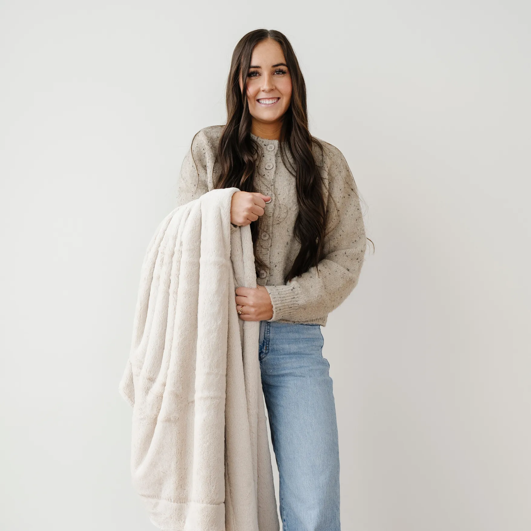 LUSH THROW BLANKETS